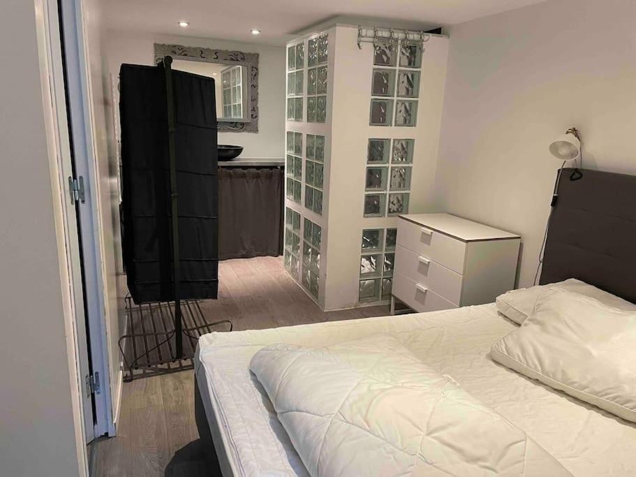 Ambre, Bel Appartement Proche Plage Du Debarquement Sommervieu Экстерьер фото